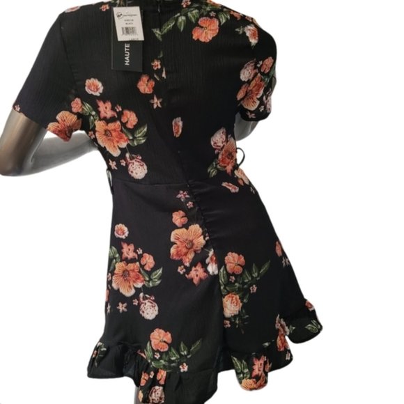 Haute Rogue Black Floral Mini Wrap summer dress 😎 L Petite (Or Sz S/M) - Picture 3 of 14